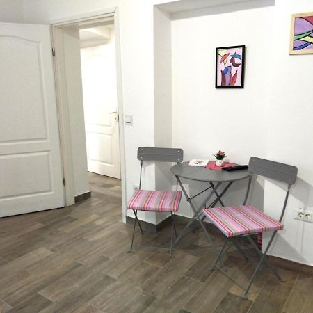 Good Vibrations Apartments Загреб Екстериор снимка