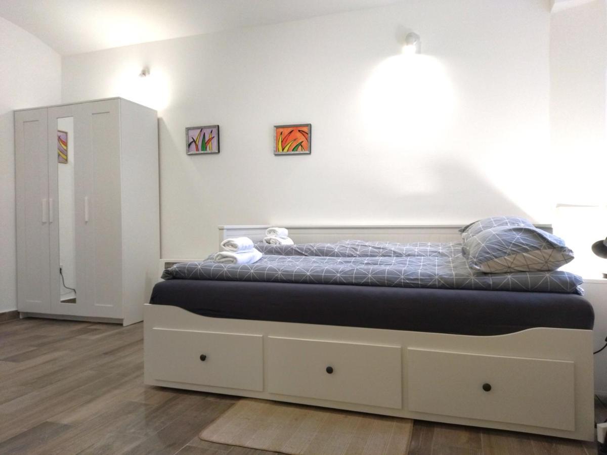Good Vibrations Apartments Загреб Екстериор снимка
